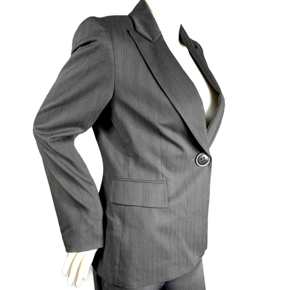 Tahari Women’s Blazer Size 4P